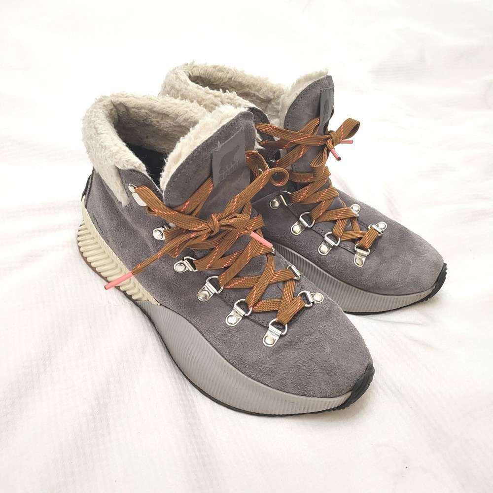 Sorel Out 'N About III Quarry Gray Conquest Suede Waterproof Faux Fur Boots 9.5